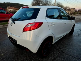 Mazda 2 1.3i Facelift Германия Климатроник 1Соб.Бяла перла, снимка 6