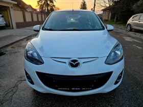 Mazda 2 1.3i Facelift Германия Климатроник 1Соб.Бяла перла, снимка 4