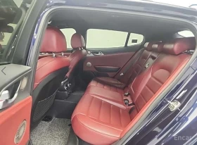 Kia Stinger 3.3* GT* AWD* ПОДГРЕВ* ОБДУХВАНЕ* 360КАМЕРА* , снимка 7