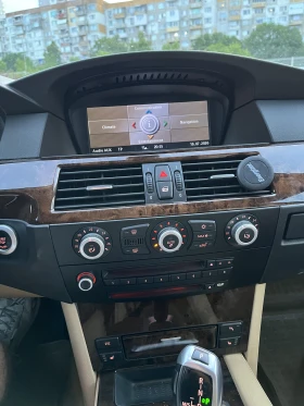 BMW 525 xi ВНОС ОТ ШВЕЙЦАРИЯ, снимка 11