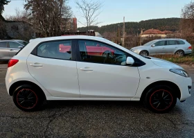 Mazda 2 1.3i Facelift Германия Климатроник 1Соб.Бяла перла - 2550 € / 4987.37 лв. - 84463511 7