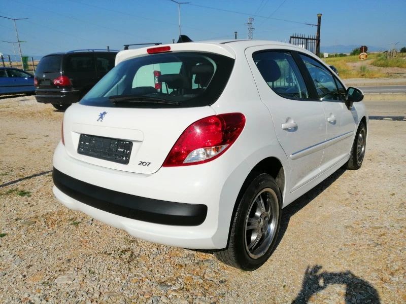 Peugeot 207 1.4 I 75ps, снимка 4 - Автомобили и джипове - 46096858