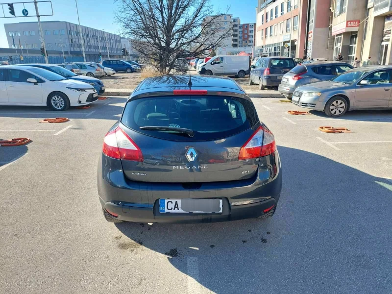 Renault Megane, снимка 6 - Автомобили и джипове - 48741293