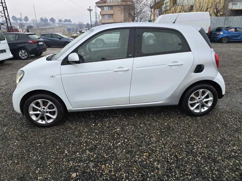 Smart Forfour, снимка 4 - Автомобили и джипове - 48774649