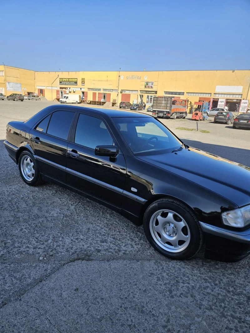 Mercedes-Benz C 250, снимка 3 - Автомобили и джипове - 49067707