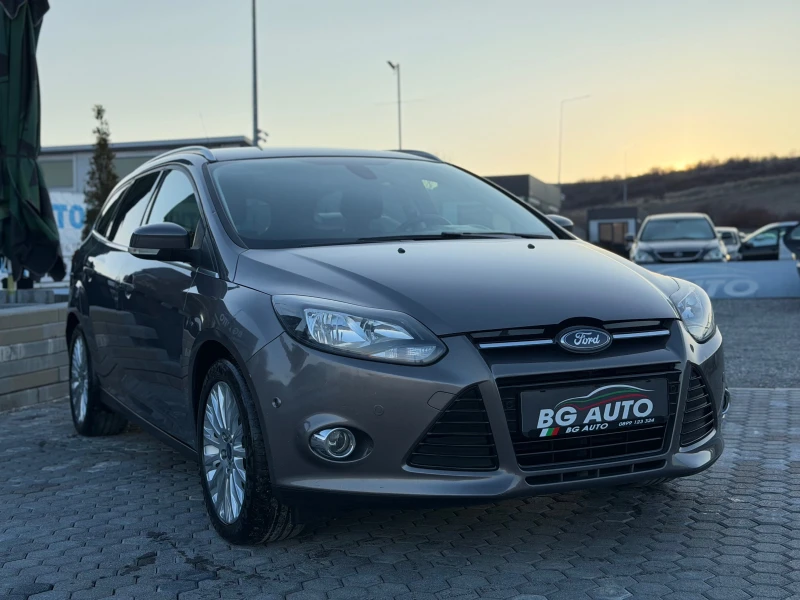 Ford Focus = 1.6-125= ИТАЛИЯ= TITANIUM= NAVI= START/STOP= , снимка 3 - Автомобили и джипове - 51027480
