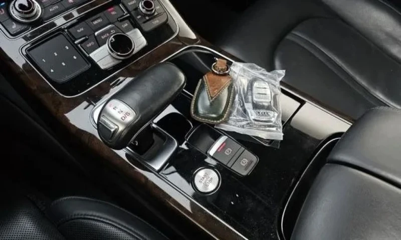 Audi A8 4.2TDI / 60TDI, снимка 8 - Автомобили и джипове - 52896216
