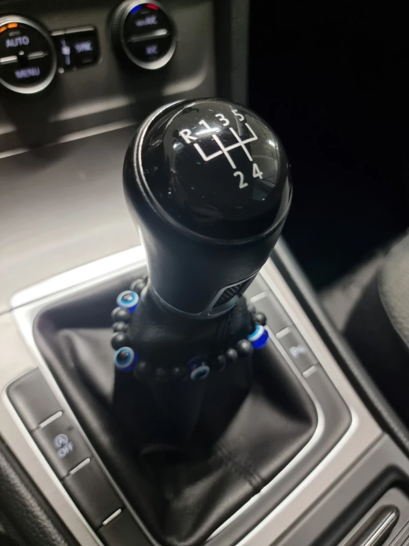 VW Golf, снимка 6 - Автомобили и джипове - 52927792