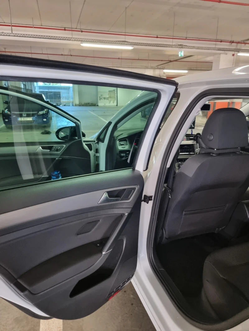 VW Golf, снимка 9 - Автомобили и джипове - 52927792