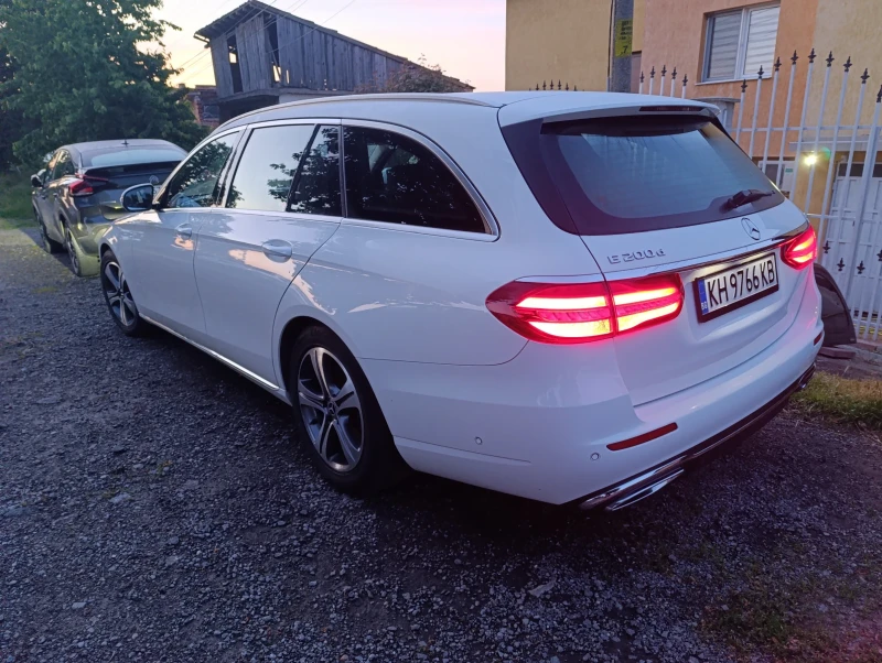Mercedes-Benz E 200 2.0 9G, снимка 5 - Автомобили и джипове - 53179442