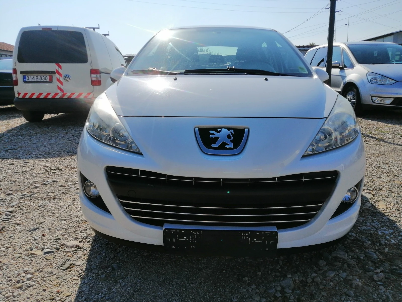 Peugeot 207 1.4 I 75ps - изображение 2