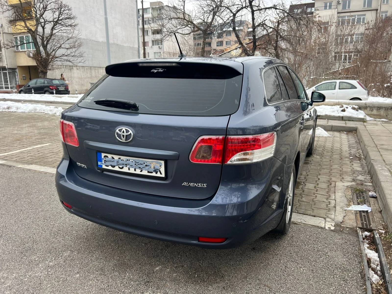 Toyota Avensis 1.8 - изображение 6