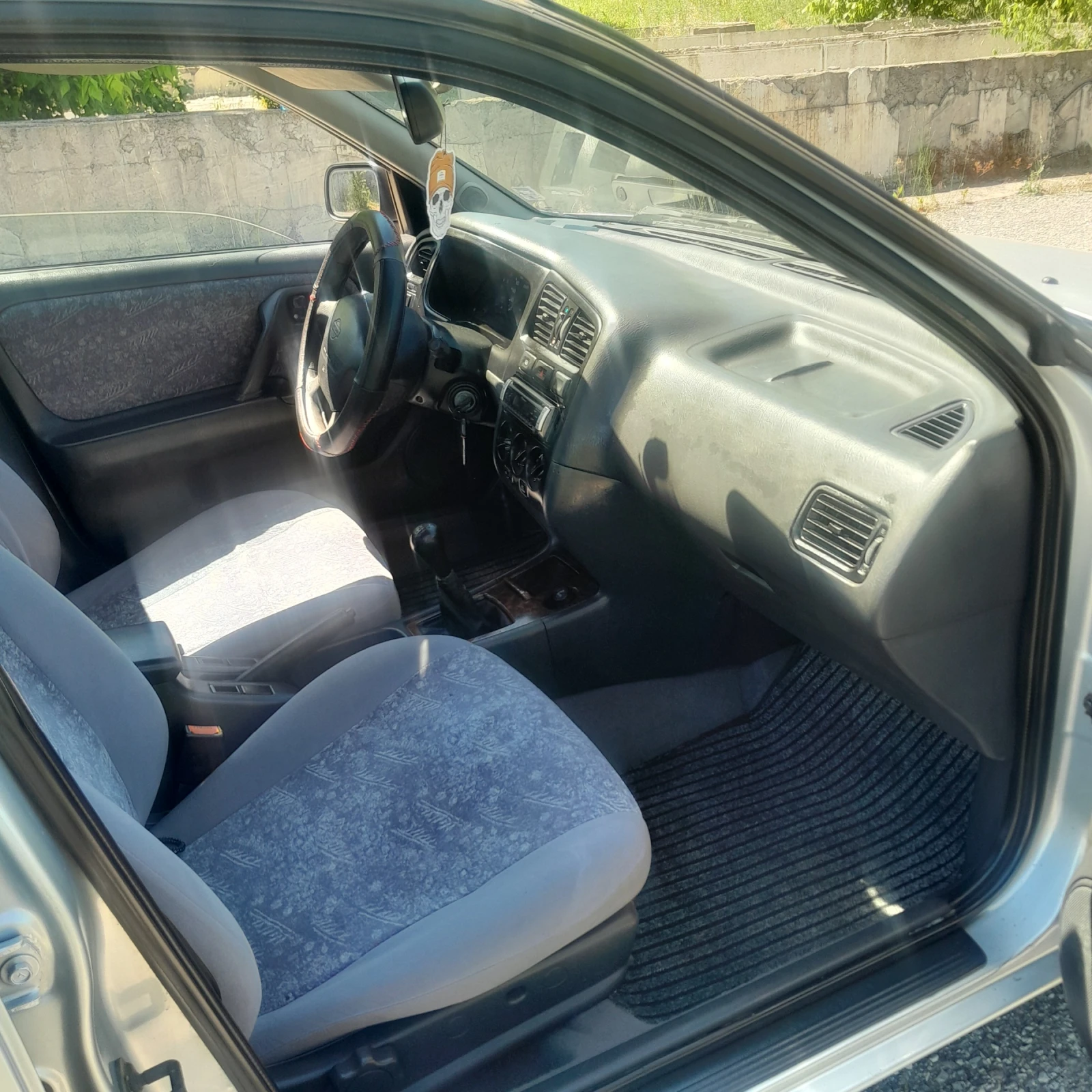 Nissan Primera 2.0 - изображение 3