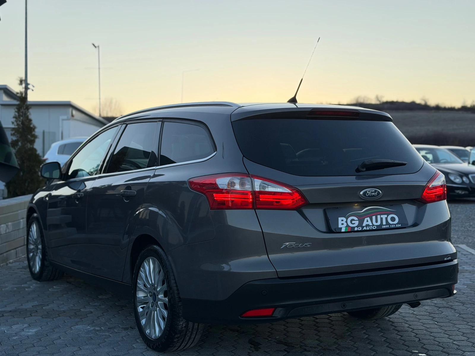 Ford Focus = 1.6-125= ������= TITANIUM= NAVI= START/STOP=  | Mobile.bg � ����������� 6
