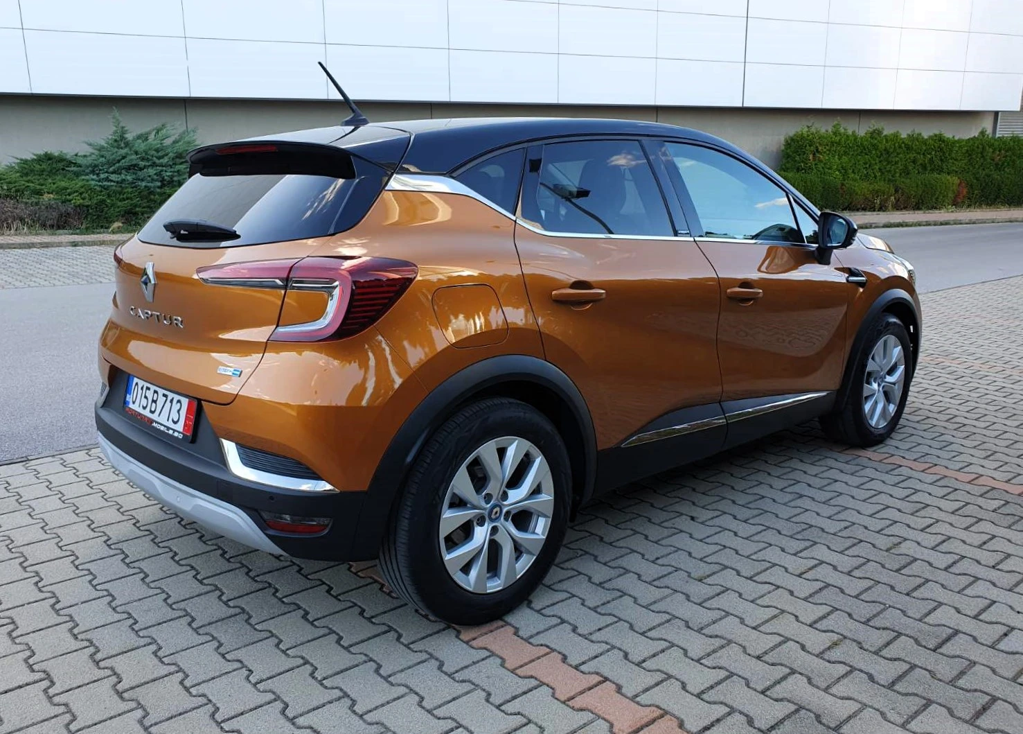 Renault Captur 1.6HEV/Full Hybrid/Intens - изображение 4