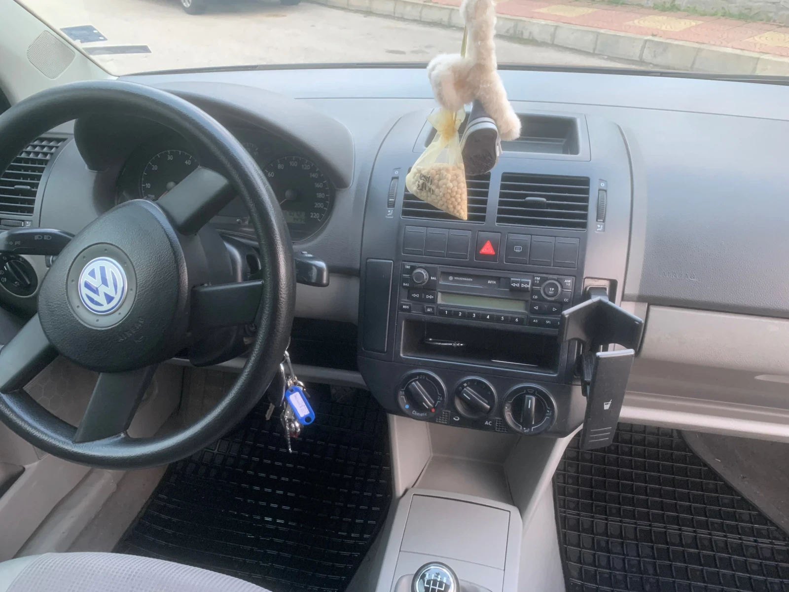 VW Polo  - изображение 8