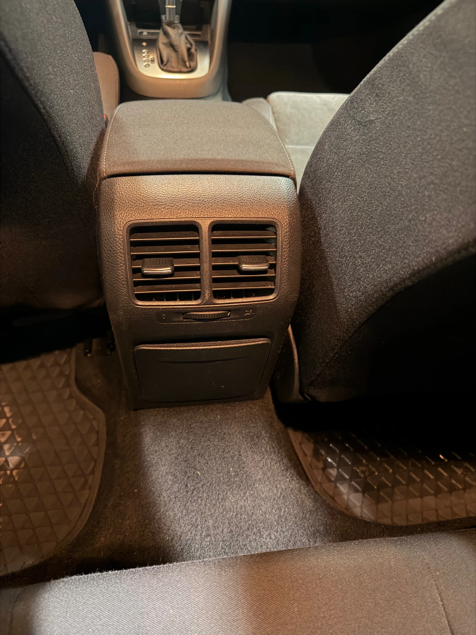 VW Golf 1.6 TDI DSG �������/ ���� | Mobile.bg � ����������� 15