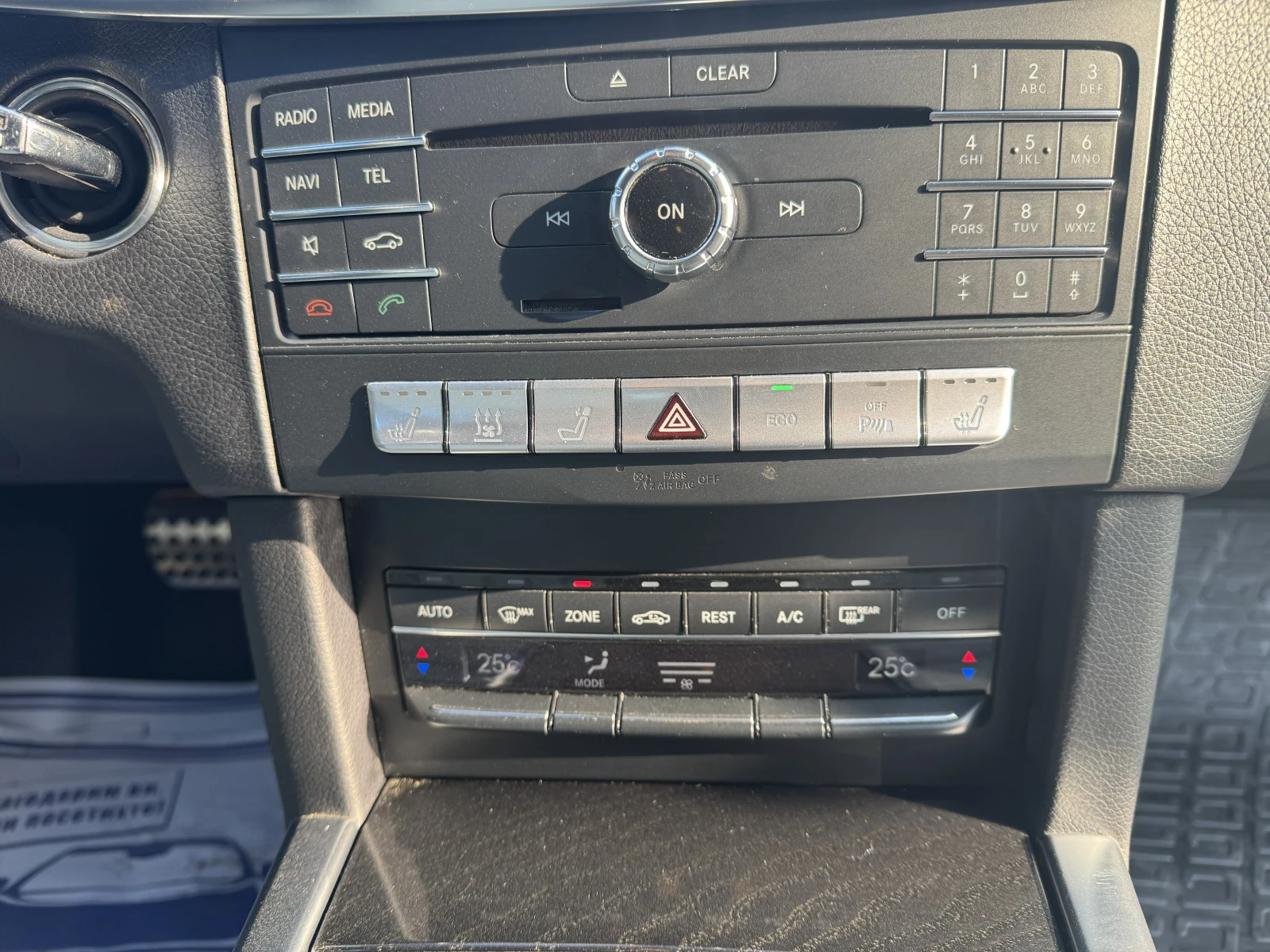 Mercedes-Benz E 350 AMG пакет , снимка 8 - Автомобили и джипове - 54701368
