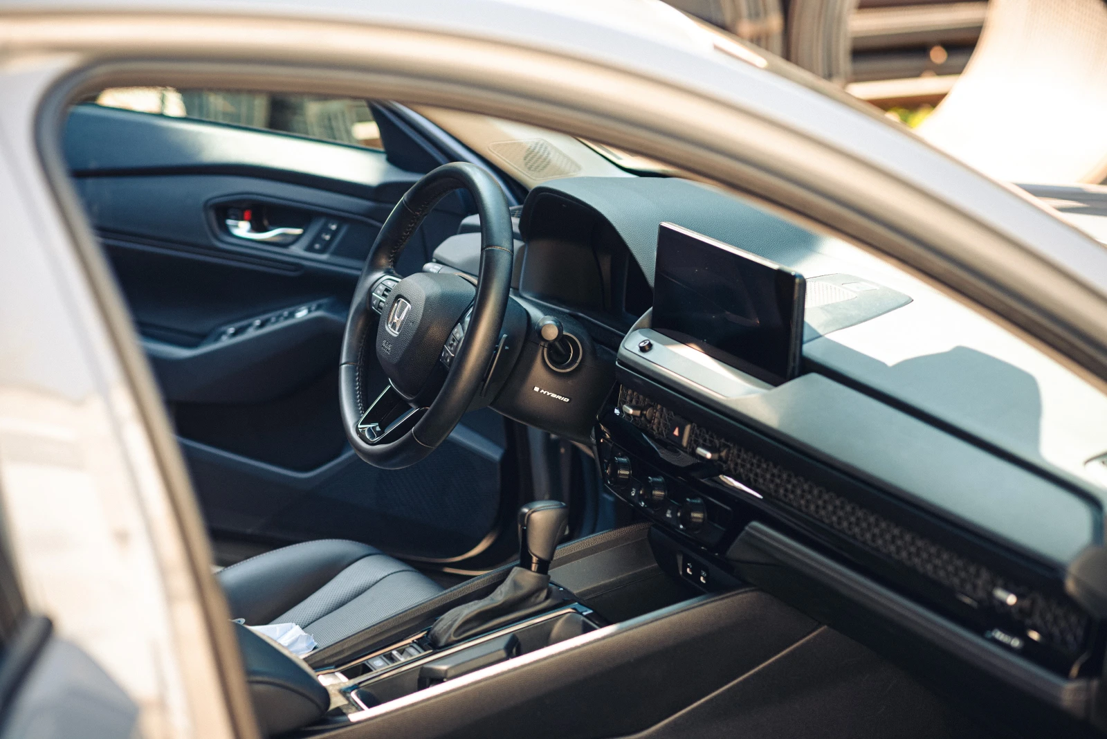 Honda Accord 2.0 Hybrid, снимка 12 - Автомобили и джипове - 53677715