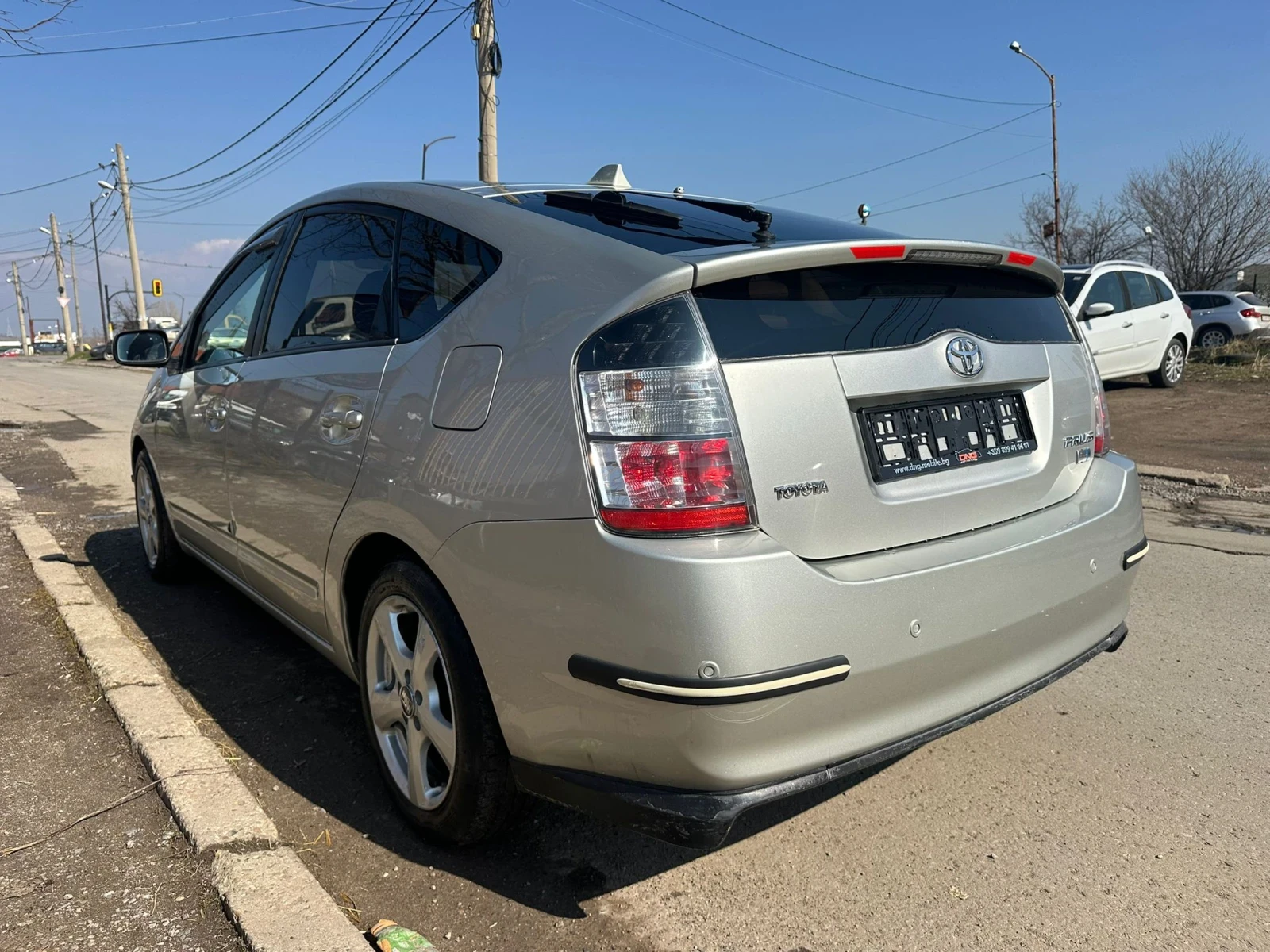 Toyota Prius 1, 500HYBRID EURO4 , снимка 5 - Автомобили и джипове - 53739341