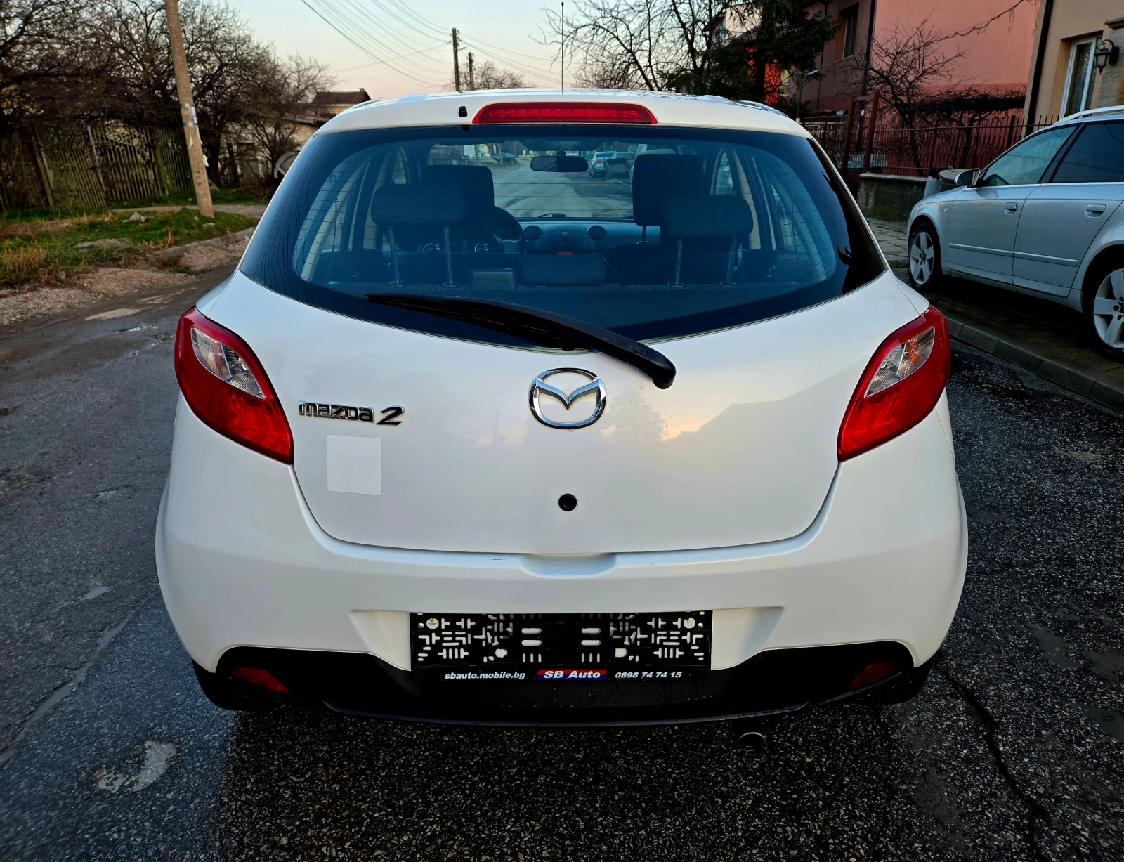 Mazda 2 1.3i Facelift �������� ����������� 1���.���� ����� | Mobile.bg � ����������� 5