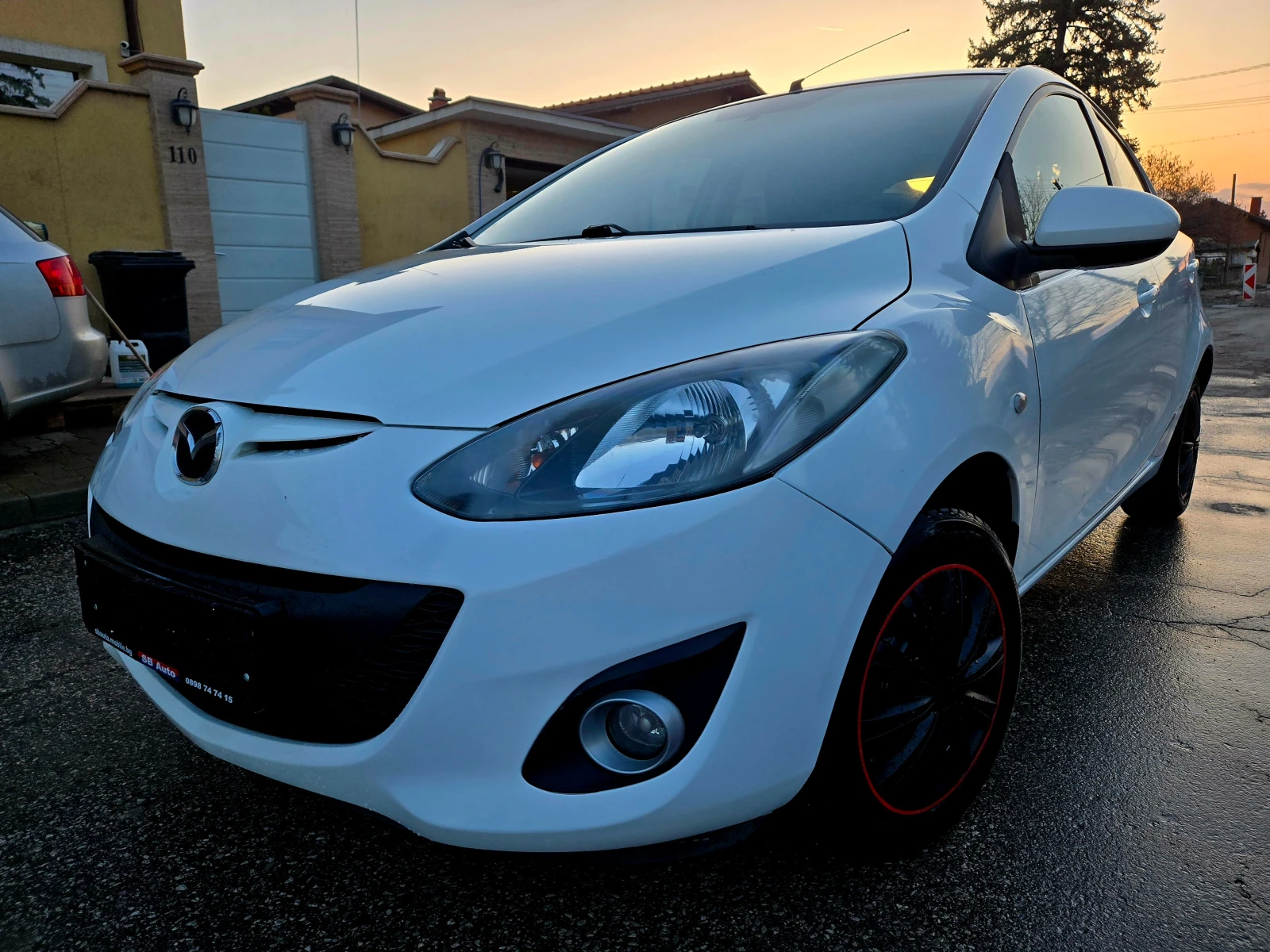 Mazda 2 1.3i Facelift Германия Климатроник 1Соб.Бяла перла