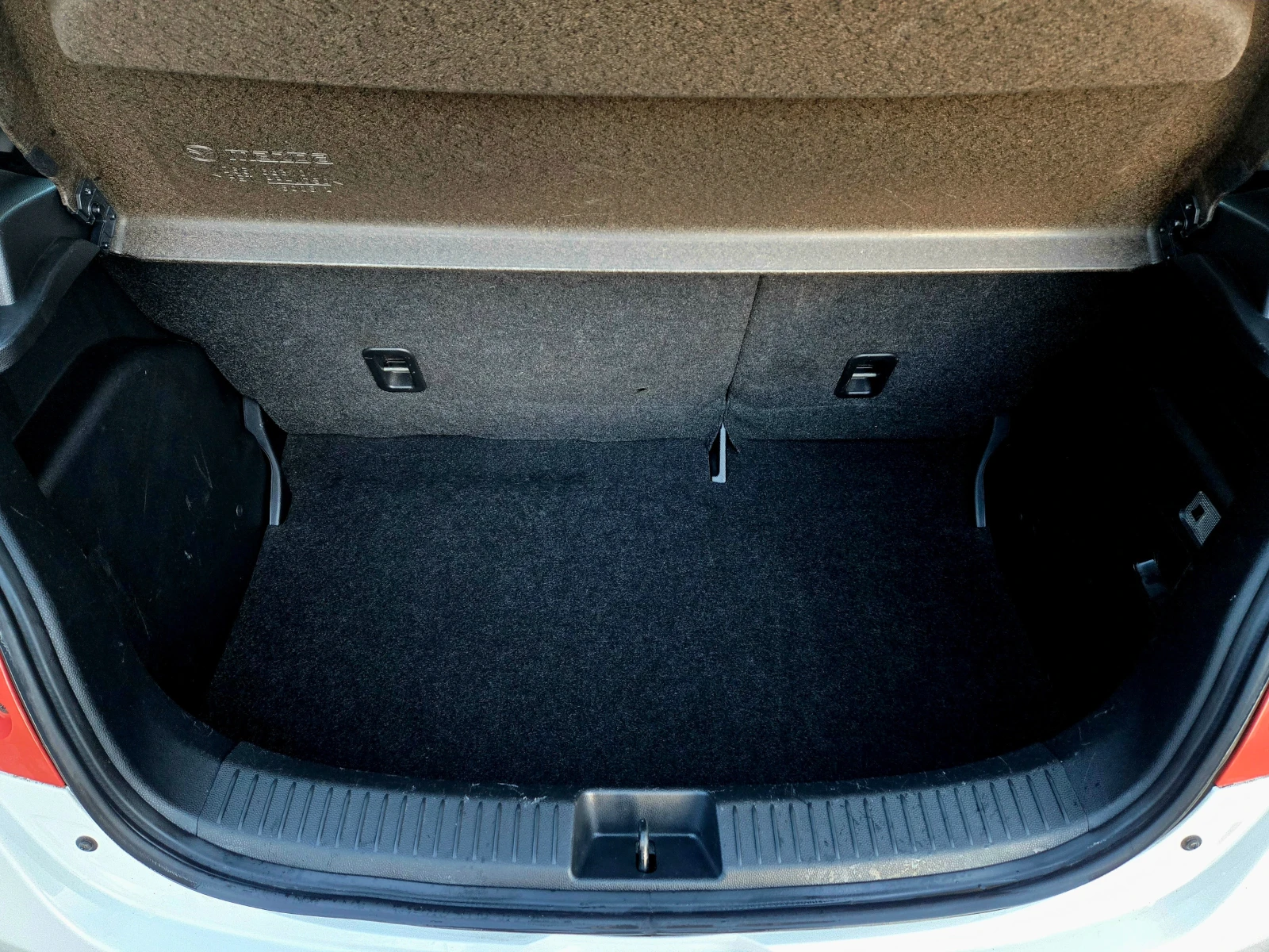 Mazda 2 1.3i Facelift �������� ����������� 1���.���� ����� | Mobile.bg � ����������� 16