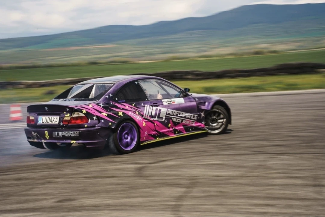 BMW 330 Pro2 Driftcar готова за състезания, снимка 4 - Автомобили и джипове - 54031260