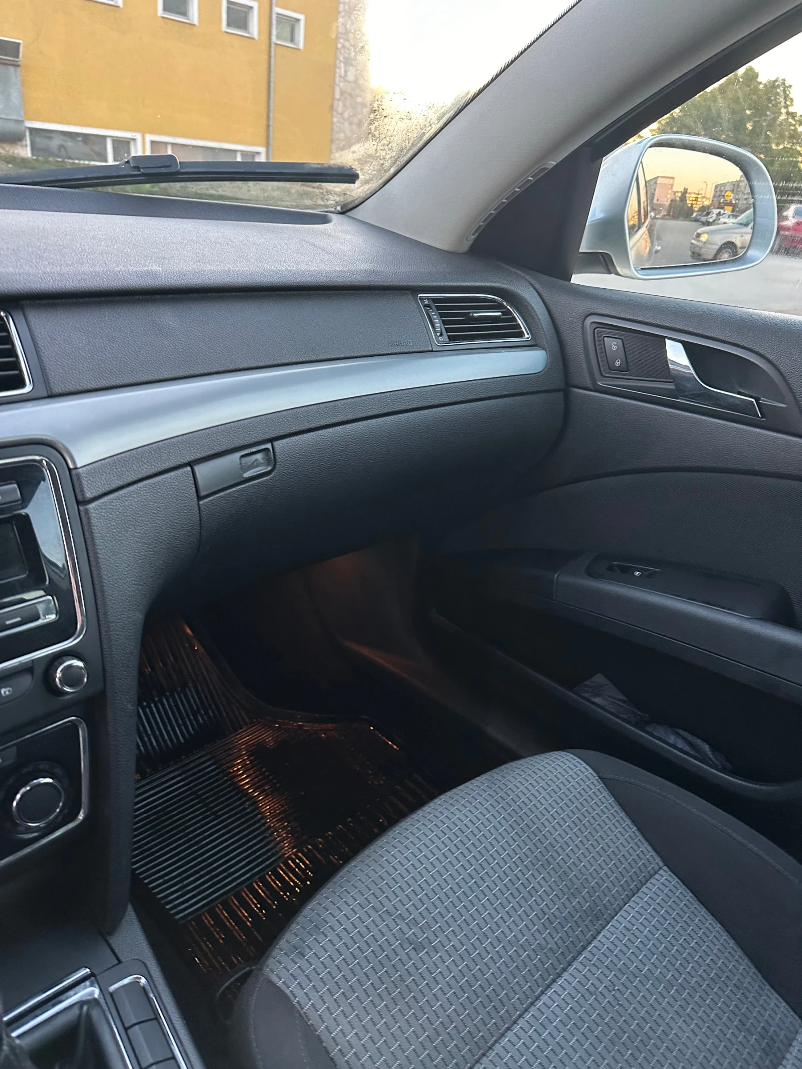 Skoda Superb, снимка 7 - Автомобили и джипове - 54235003