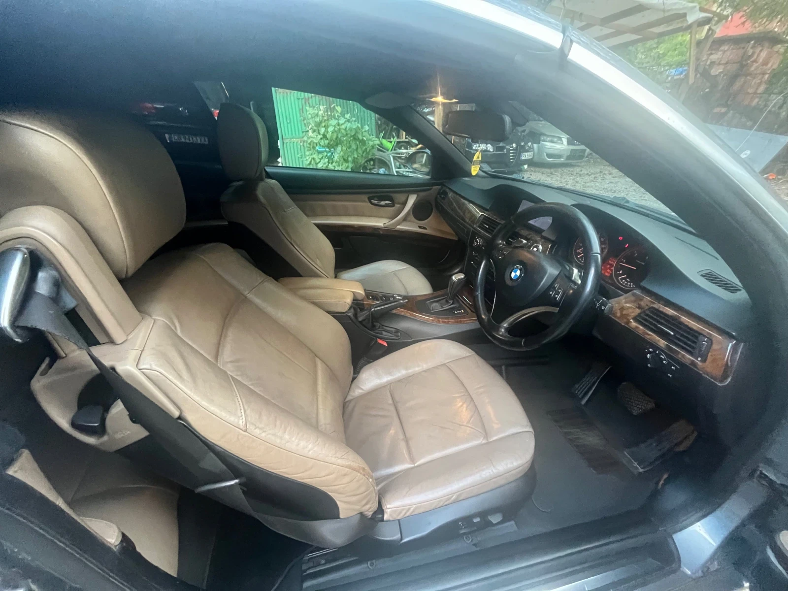 BMW 330 3.0Д 231 пера на волана , снимка 10 - Автомобили и джипове - 54333075