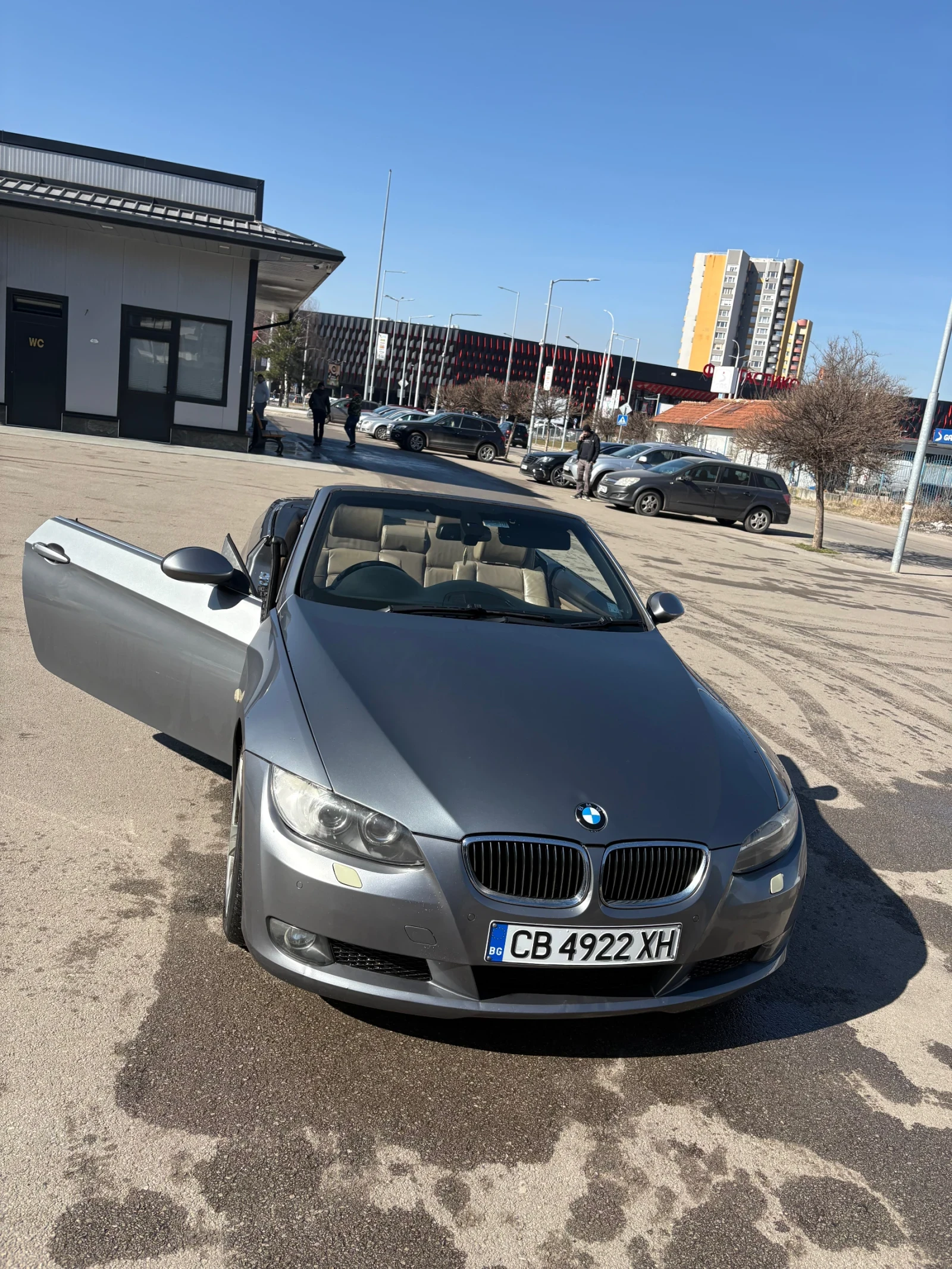 BMW 330 3.0Д 231 пера на волана , снимка 3 - Автомобили и джипове - 54333075