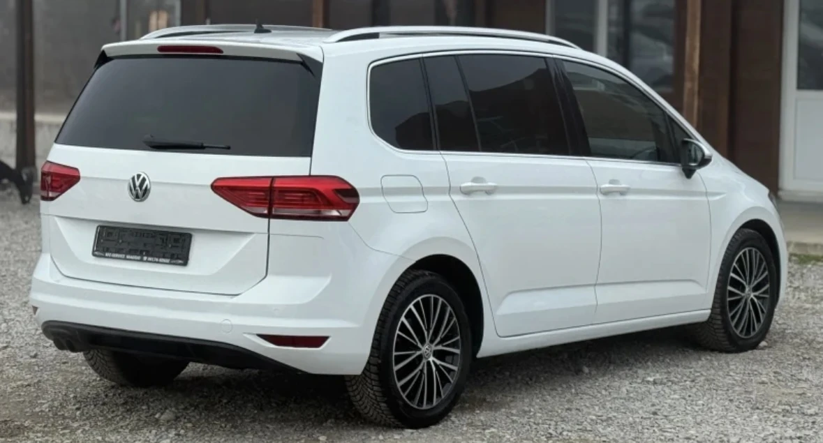 VW Touran 2.0 TDI FULL    МАСАЖ, снимка 4 - Автомобили и джипове - 54417488