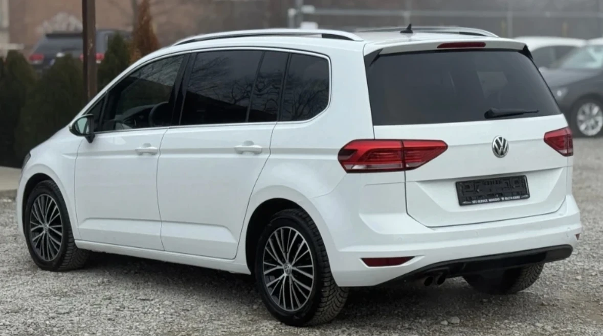 VW Touran 2.0 TDI FULL    МАСАЖ, снимка 6 - Автомобили и джипове - 54417488