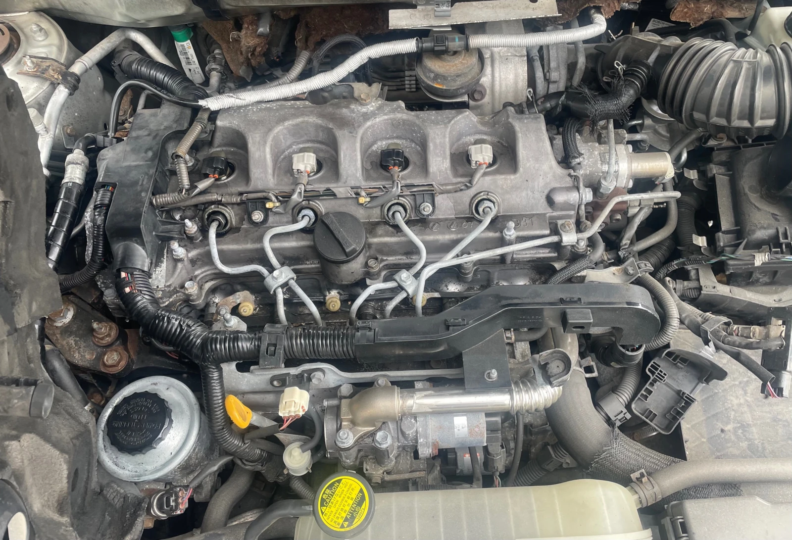 Toyota Avensis 2.2 d, снимка 6 - Автомобили и джипове - 54568131
