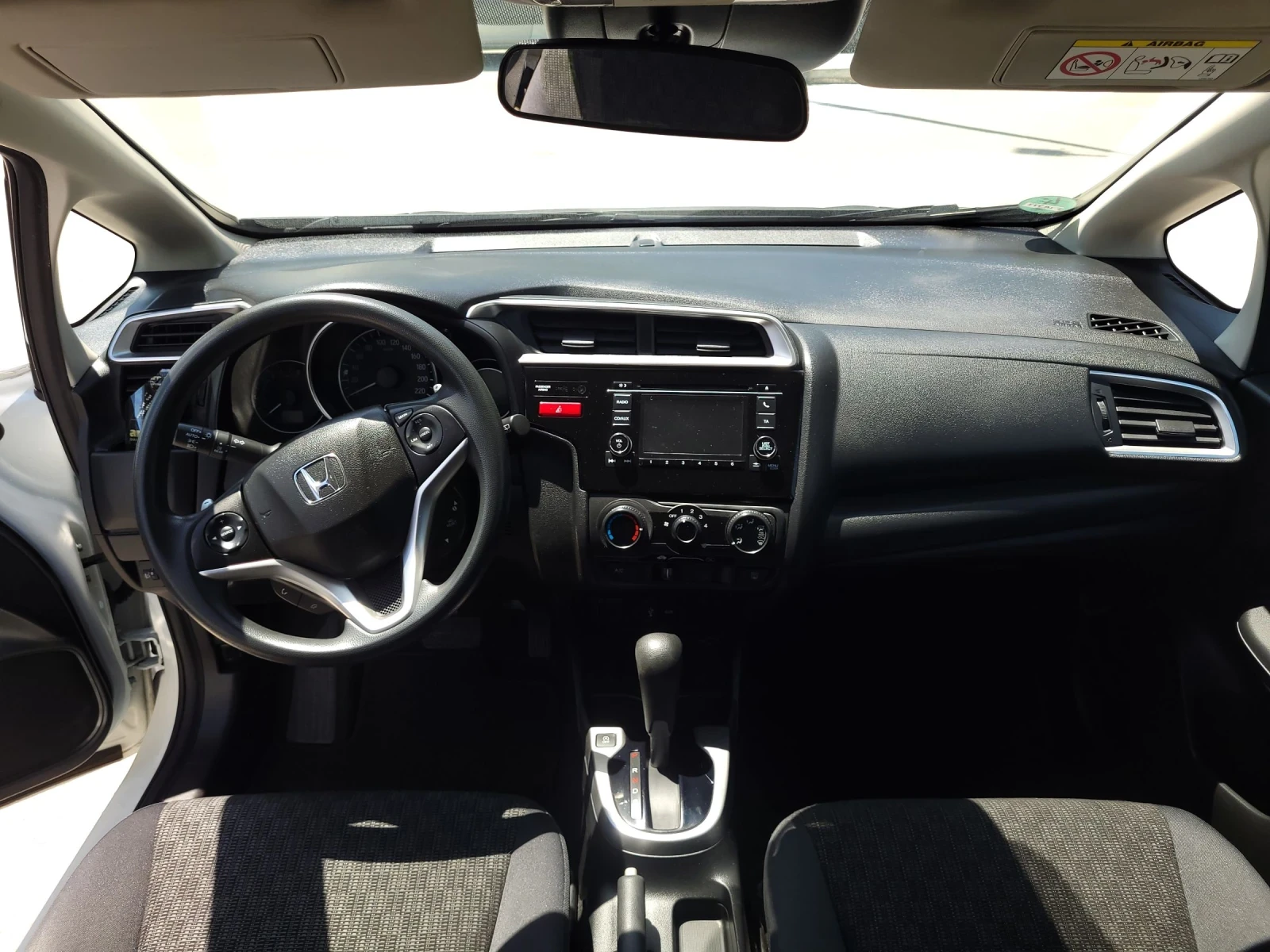 Honda Jazz 1, 3-vtec Автомат, снимка 9 - Автомобили и джипове - 54670342