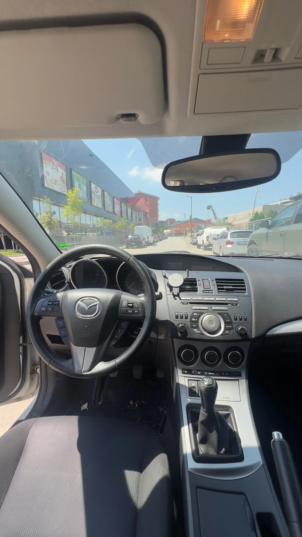 Mazda 3, снимка 8 - Автомобили и джипове - 55385928
