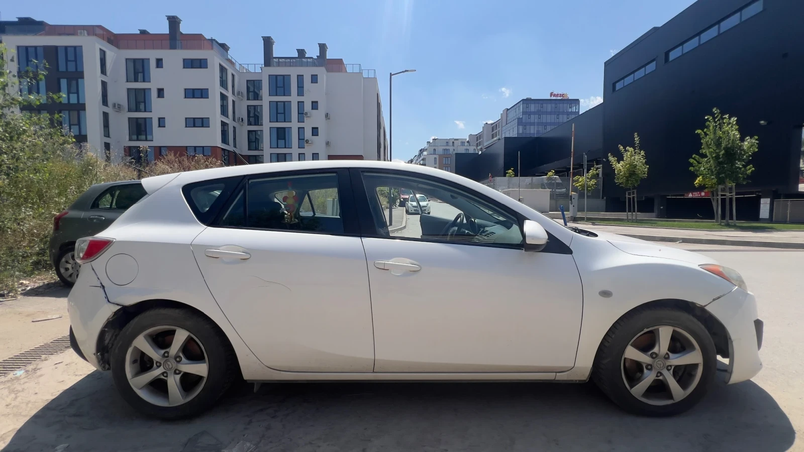 Mazda 3, снимка 2 - Автомобили и джипове - 55385928