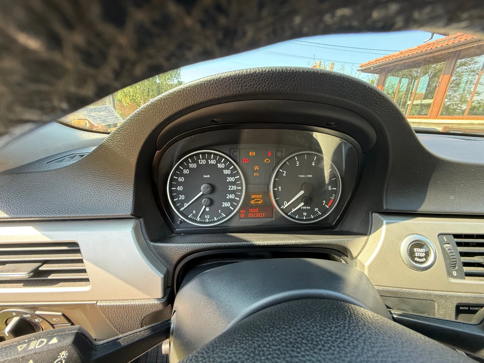BMW 320, снимка 16 - Автомобили и джипове - 55414037