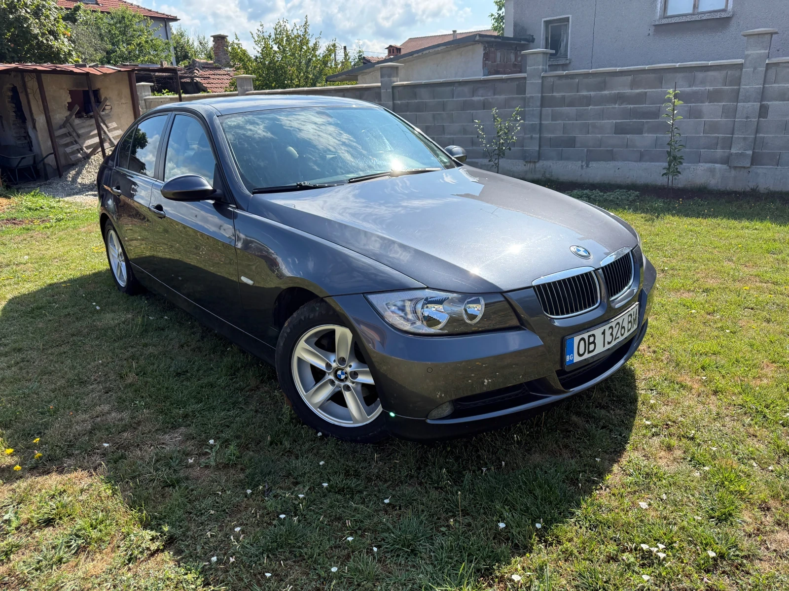 BMW 320, снимка 4 - Автомобили и джипове - 55414037