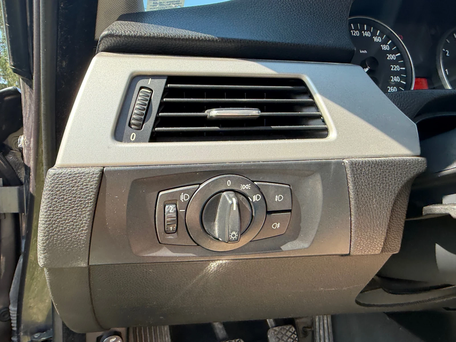 BMW 320, снимка 13 - Автомобили и джипове - 55414037