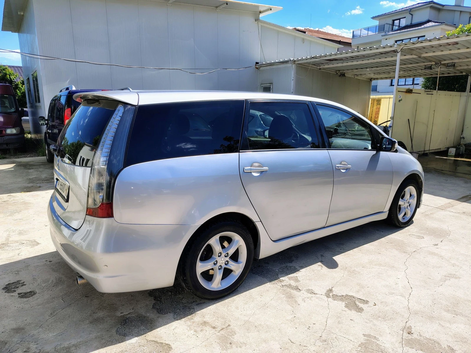 Mitsubishi Grandis 2, 4 MIVEC/LPG, снимка 3 - Автомобили и джипове - 55846048