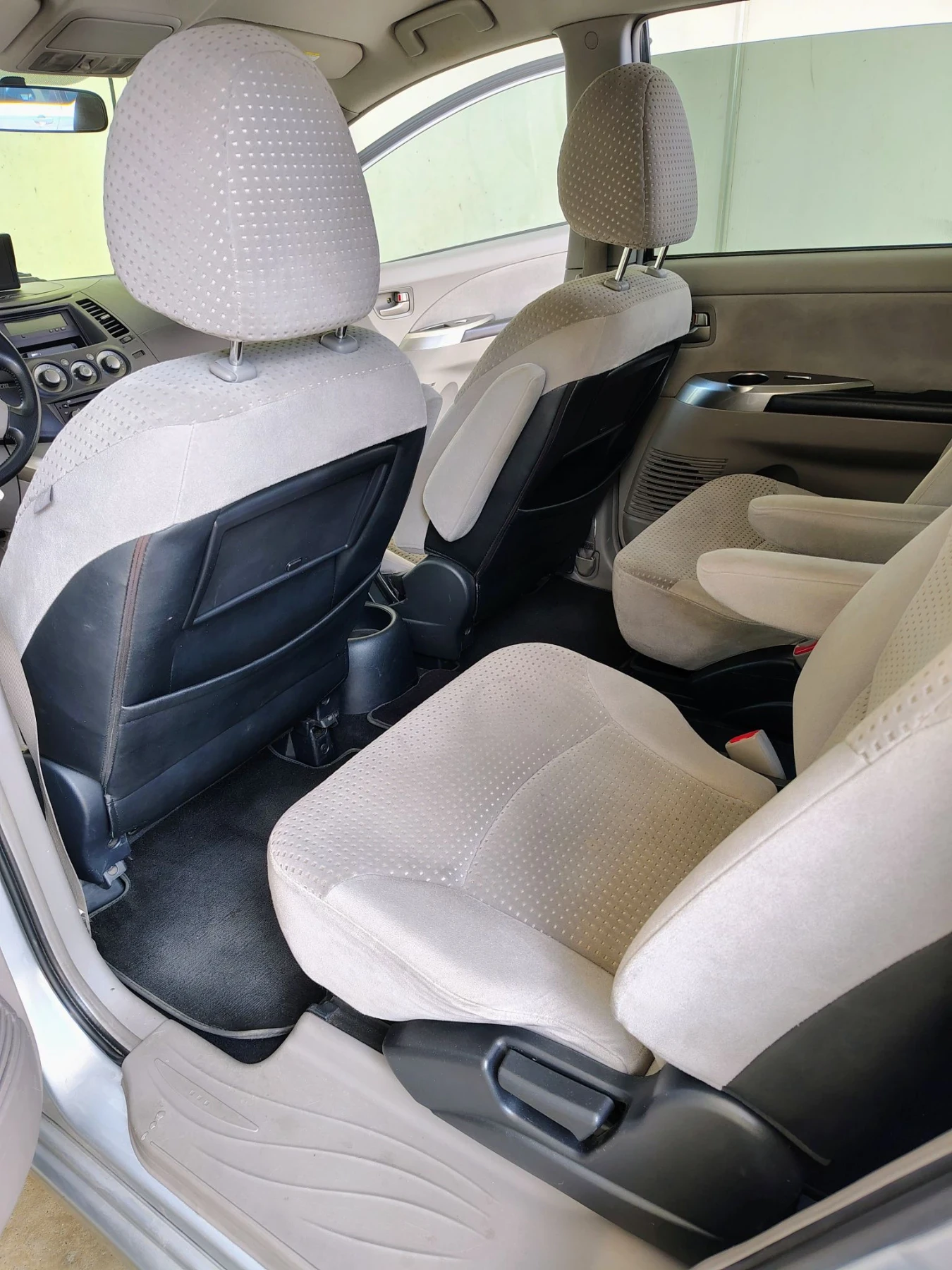 Mitsubishi Grandis 2, 4 MIVEC/LPG, снимка 8 - Автомобили и джипове - 55846048