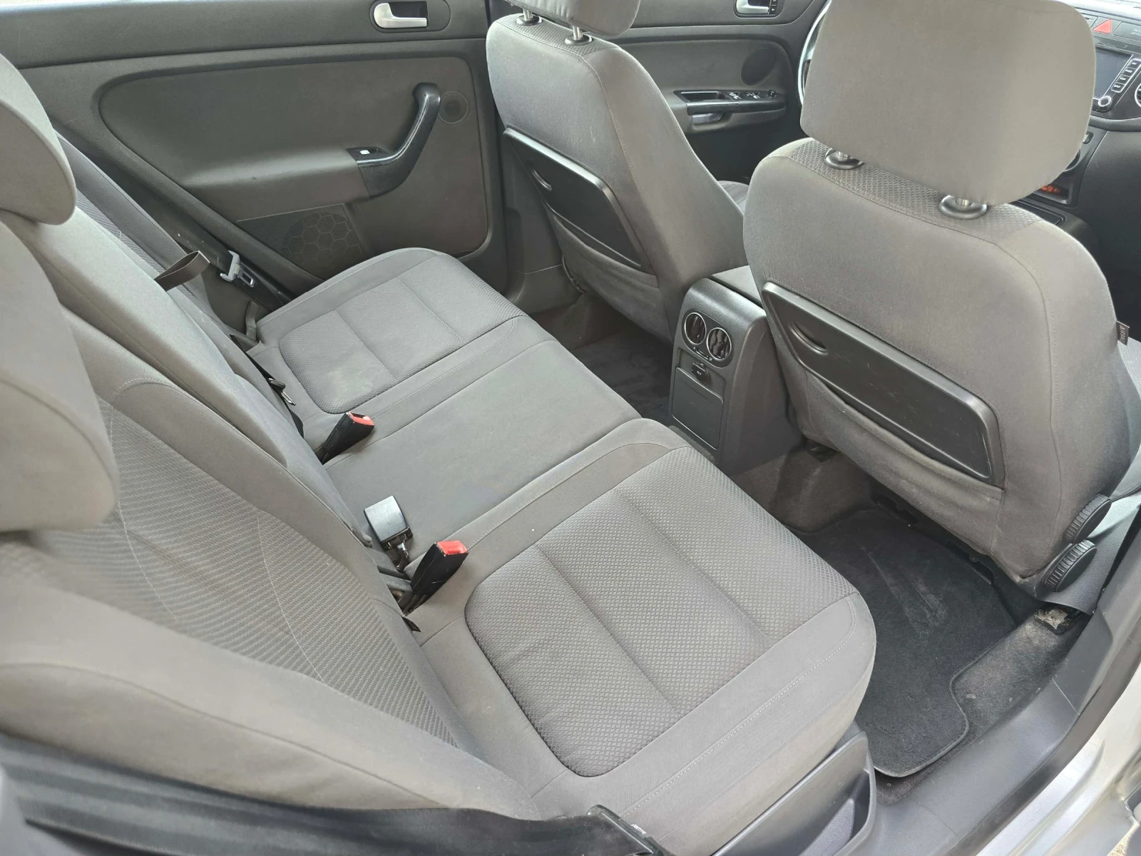 VW Golf Plus, снимка 8 - Автомобили и джипове - 55869550