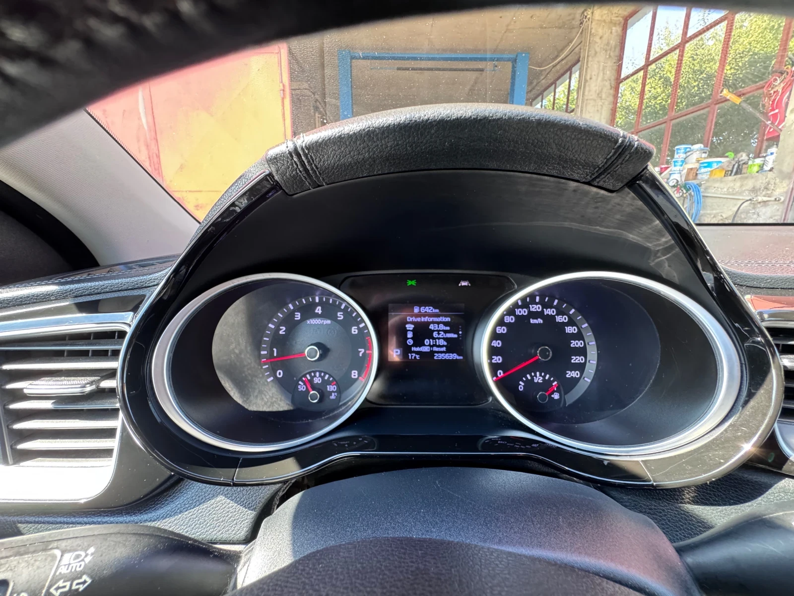 Kia Ceed 1.4 T-GTI, снимка 13 - Автомобили и джипове - 56264580