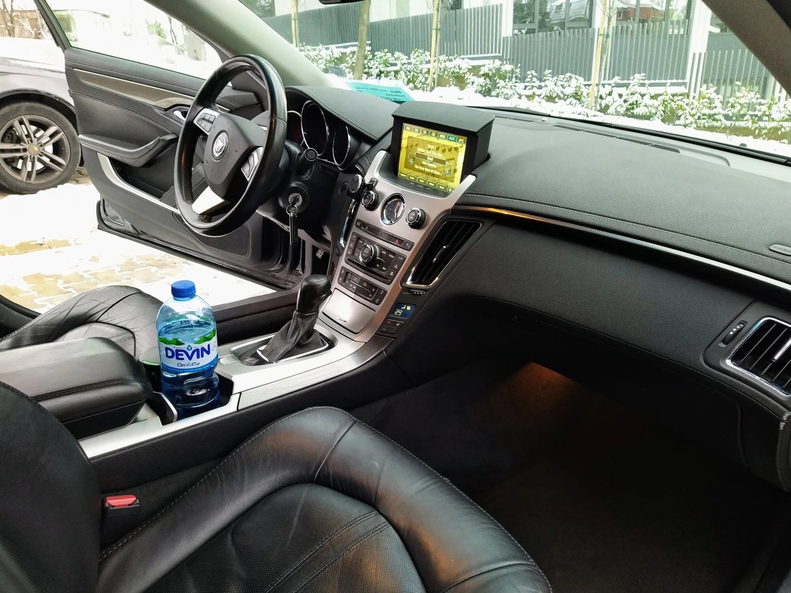 Cadillac Cts, снимка 9 - Автомобили и джипове - 56290327