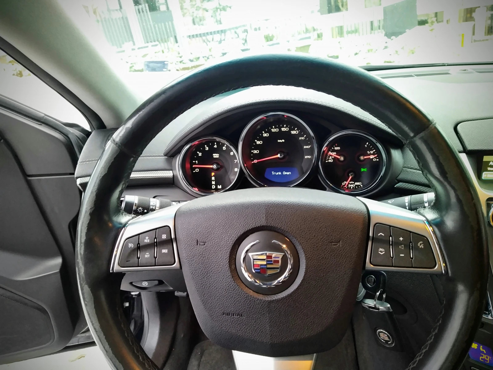 Cadillac Cts, снимка 13 - Автомобили и джипове - 56290327
