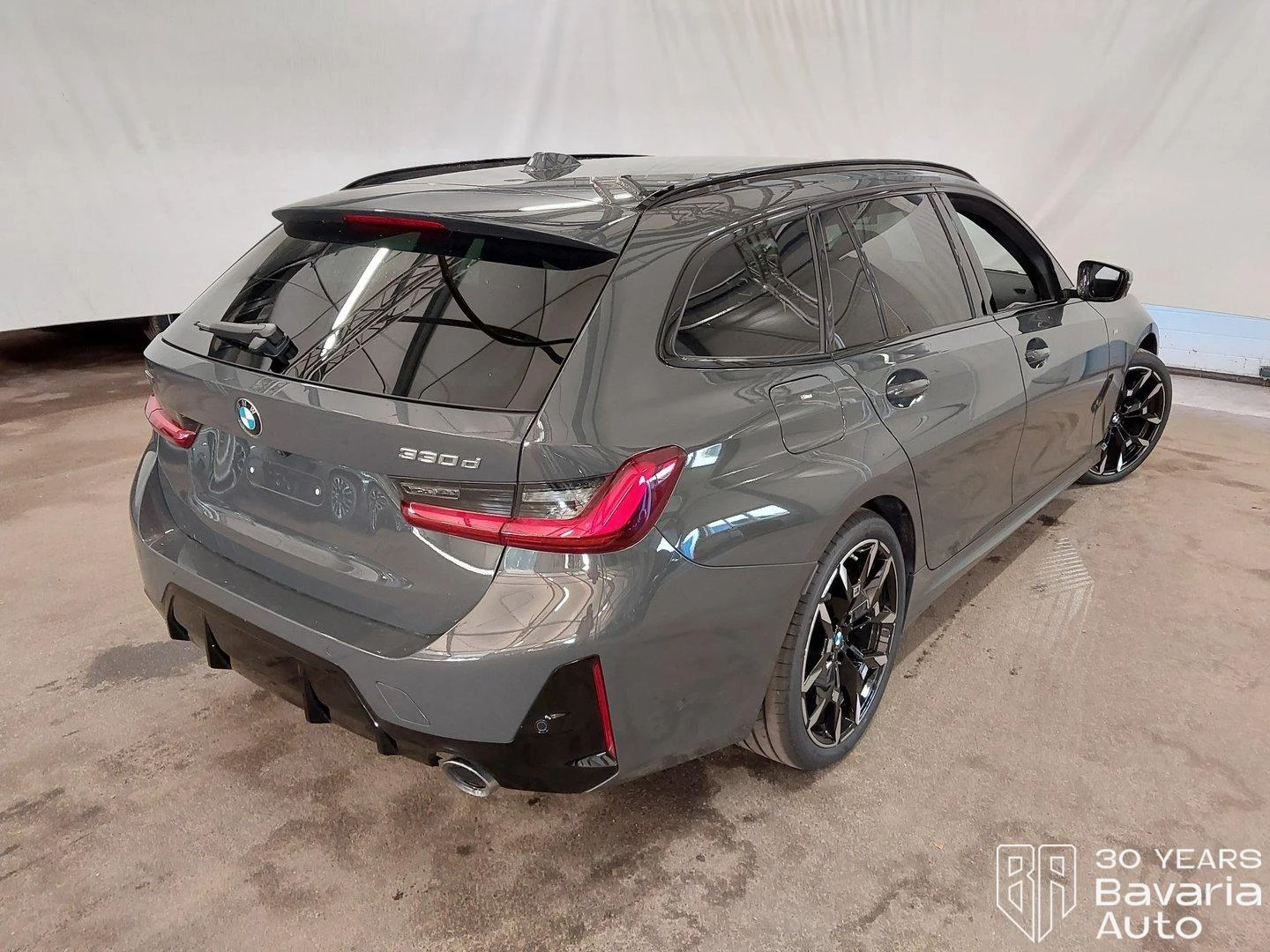 BMW 330 d xDrive Touring Sportautomatic | Mobile.bg � ����������� 3