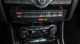 Infiniti Q30 Premium 2.0 Бензин, снимка 8