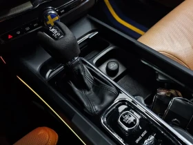 Volvo XC60 T6 INSTRICTION, снимка 9