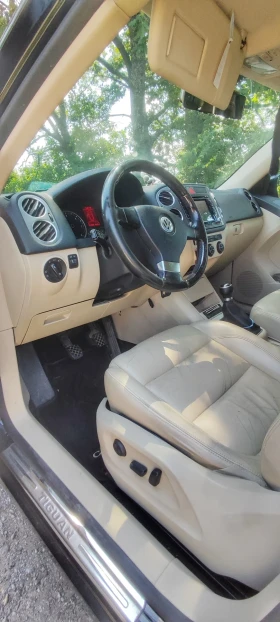 VW Tiguan 2.0 TDI 4motion, Navi, Кожа, снимка 11